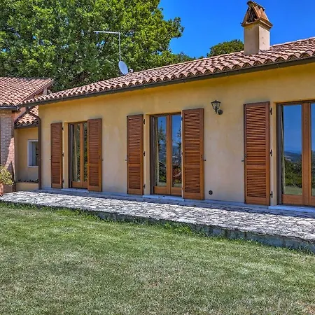 Villa Vocabolo Menicaglie 6, Emma *